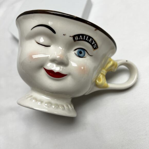 Baileys Limited Edition Yum His Her Coffee Cups Mugs Winking Eye Face Whimsical - Picture 5 of 9
